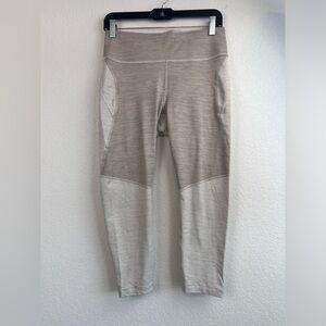 Outdoor Voices Color Block Cropped Leggings Size Large